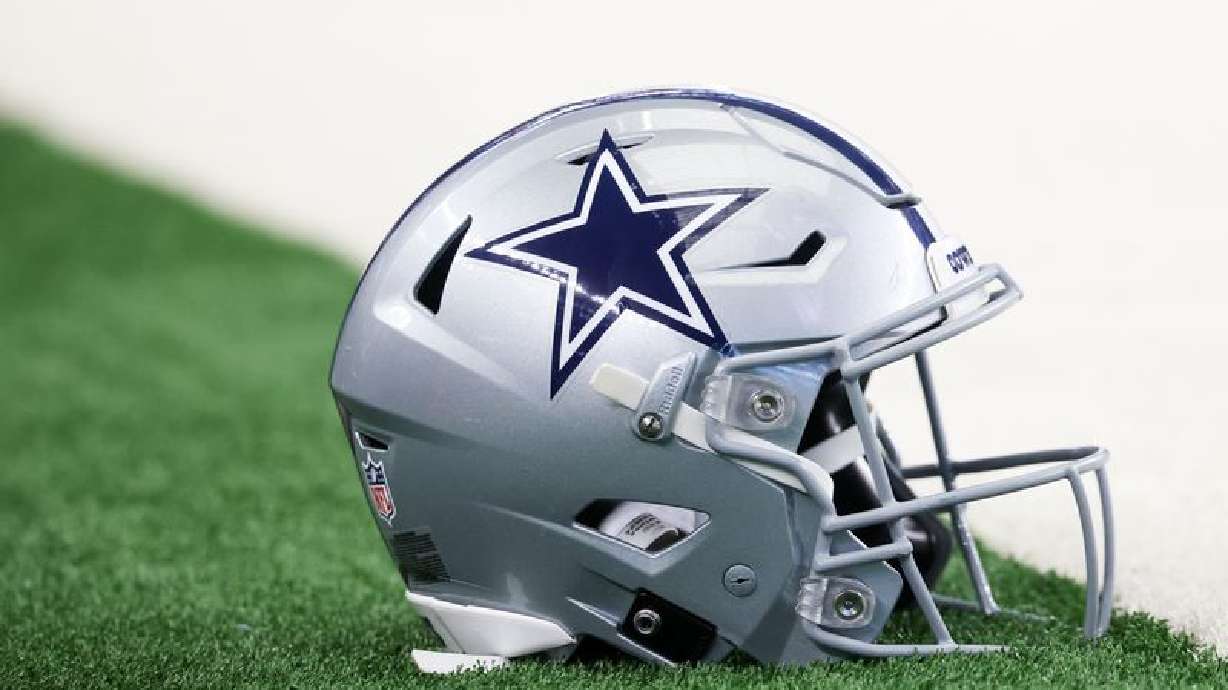Dallas Cowboys’ $17B Valuation: Jerry Jones Built a Stadium Business